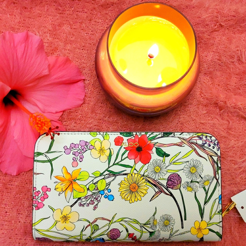 COPY - Aldo colorful and beautiful Floral Wallet 🌺🌻🌷